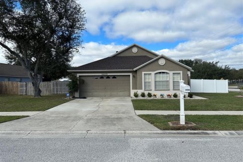 House in Lutz, Florida 3 bedrooms, 165.83 sq.m. № 1089804 - photo 3