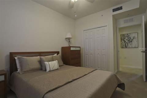 Condominio en alquiler en Bradenton, Florida, 2 dormitorios, 119.29 m2 № 212922 - foto 14