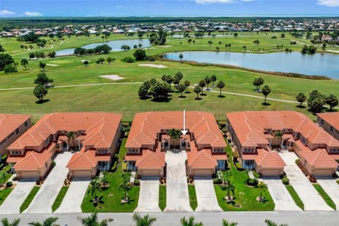 Copropriété à vendre à Punta Gorda, Floride: 3 chambres, 174.93 m2 № 1311763 - photo 1