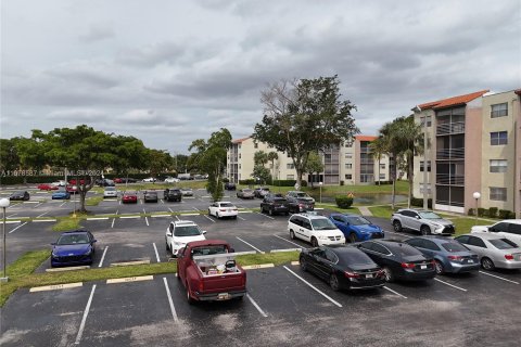 Copropriété à vendre à North Lauderdale, Floride: 2 chambres, 92.9 m2 № 1405972 - photo 10