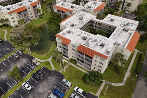 Copropriété à vendre à North Lauderdale, Floride: 2 chambres, 92.9 m2 № 1405972 - photo 5