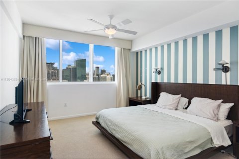 Condominio en venta en Miami, Florida, 2 dormitorios, 126.63 m2 № 4916 - foto 16