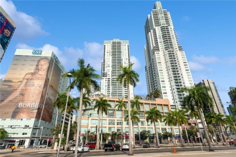 Condominio en venta en Miami, Florida, 2 dormitorios, 126.63 m2 № 4916 - foto 26