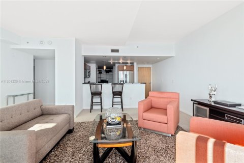 Condominio en venta en Miami, Florida, 2 dormitorios, 126.63 m2 № 4916 - foto 5