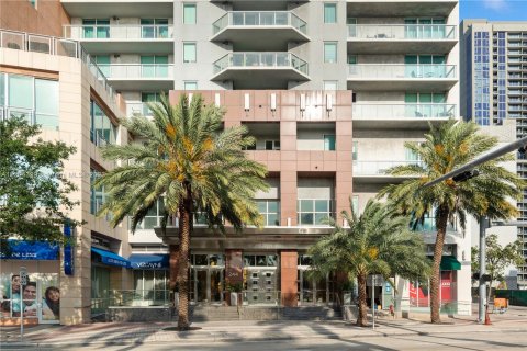 Condominio en venta en Miami, Florida, 2 dormitorios, 126.63 m2 № 4916 - foto 28