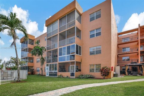 Condominio en venta en Sunrise, Florida, 2 dormitorios, 85.84 m2 № 1101850 - foto 21