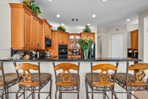 Villa ou maison à vendre à Miramar, Floride: 4 chambres, 324.04 m2 № 1155400 - photo 24