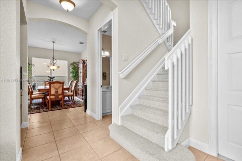 Villa ou maison à vendre à Miramar, Floride: 4 chambres, 324.04 m2 № 1155400 - photo 4