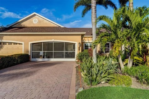 Villa ou maison à vendre à North Port, Floride: 2 chambres, 105.54 m2 № 881429 - photo 1