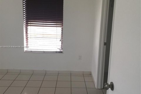 Copropriété à louer à Miami, Floride: 2 chambres, 90.49 m2 № 1369154 - photo 13