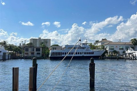 Condo in Fort Lauderdale, Florida, 1 bedroom  № 1393546 - photo 16