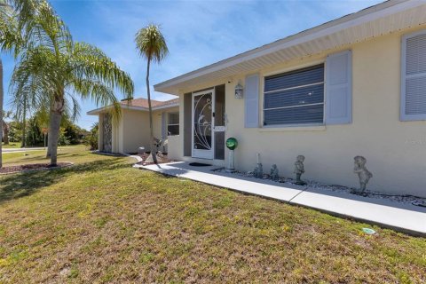 Casa en venta en Punta Gorda, Florida, 2 dormitorios, 149.29 m2 № 1130685 - foto 2