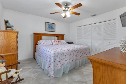 House in Punta Gorda, Florida 2 bedrooms, 149.29 sq.m. № 1130685 - photo 22