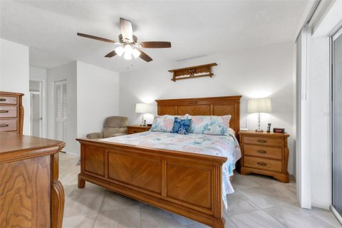 Villa ou maison à vendre à Punta Gorda, Floride: 2 chambres, 149.29 m2 № 1130685 - photo 16