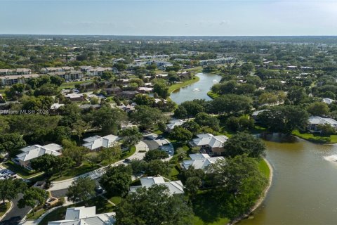 Townhouse in West Palm Beach, Florida 2 bedrooms, 125.42 sq.m. № 1187516 - photo 30