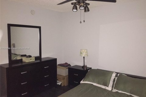 Condo in Miramar, Florida, 1 bedroom  № 1138729 - photo 7