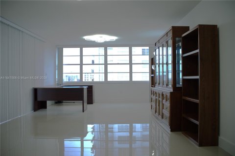 Condominio en venta en Aventura, Florida, 2 dormitorios, 149.11 m2 № 1330222 - foto 5