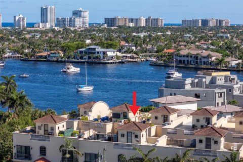 Adosado en venta en Pompano Beach, Florida, 3 dormitorios, 242.75 m2 № 1121449 - foto 9