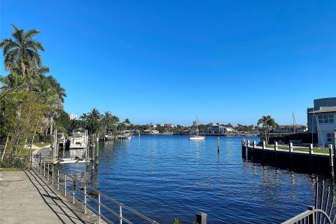 Townhouse in Pompano Beach, Florida 3 bedrooms, 242.75 sq.m. № 1121449 - photo 5