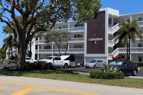 Condo in Deerfield Beach, Florida, 1 bedroom  № 1102317 - photo 26