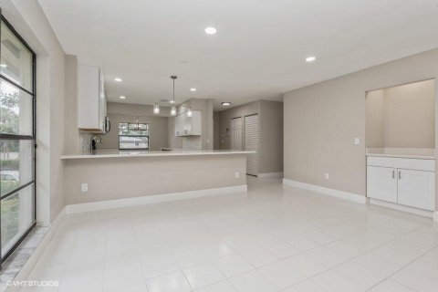 Condominio en venta en Boynton Beach, Florida, 2 dormitorios, 145.11 m2 № 787504 - foto 11