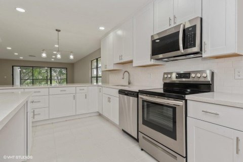Condominio en venta en Boynton Beach, Florida, 2 dormitorios, 145.11 m2 № 787504 - foto 16
