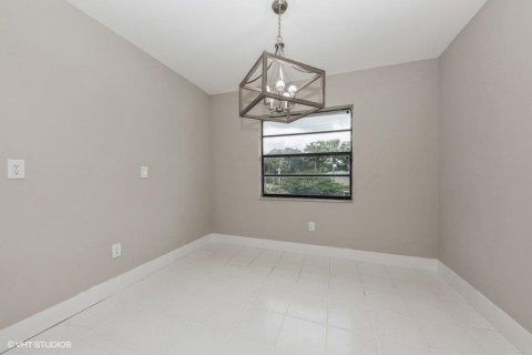 Condominio en venta en Boynton Beach, Florida, 2 dormitorios, 145.11 m2 № 787504 - foto 15
