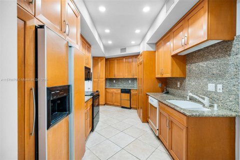 Copropriété à vendre à Key Biscayne, Floride: 2 chambres, 130.9 m2 № 1128301 - photo 4