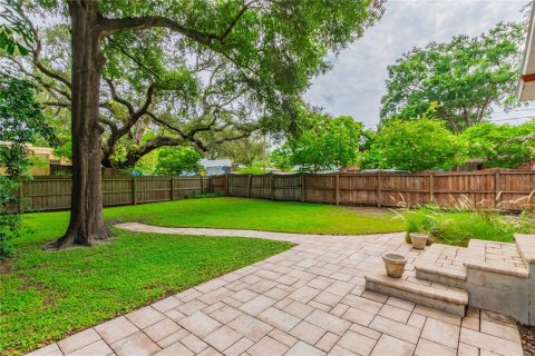 Villa ou maison à vendre à Tampa, Floride: 2 chambres, 107.86 m2 № 1314949 - photo 29