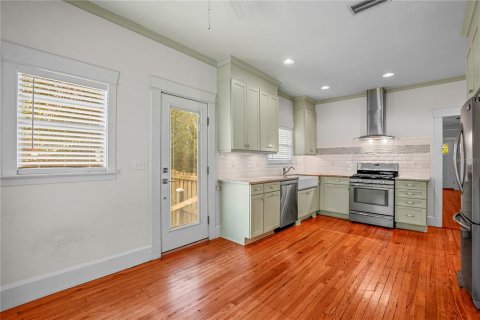 Casa en venta en Tampa, Florida, 2 dormitorios, 107.86 m2 № 1314949 - foto 11