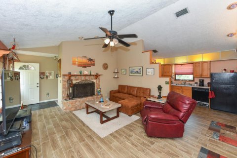 Villa ou maison à vendre à Loxahatchee Groves, Floride: 2 chambres, 107.02 m2 № 1179565 - photo 3