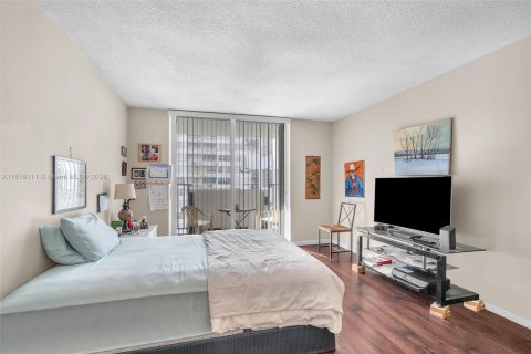 Condo in Aventura, Florida, 1 bedroom  № 1101472 - photo 19