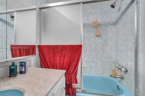 Condo in Aventura, Florida, 1 bedroom  № 1101472 - photo 21