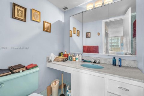 Condo in Aventura, Florida, 1 bedroom  № 1101472 - photo 22