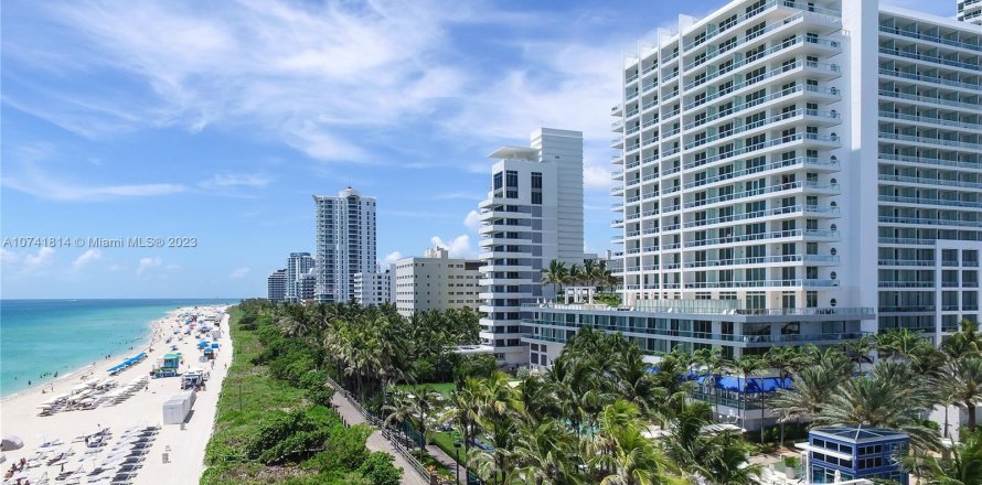 Studio in the Condo in Miami Beach, Florida  № 599674