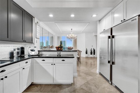 Condo in Aventura, Florida, 3 bedrooms  № 1272384 - photo 14