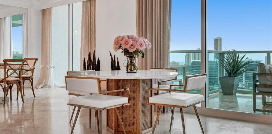 Condo in Aventura, Florida, 3 bedrooms  № 1272384