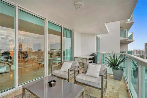 Condo in Aventura, Florida, 3 bedrooms  № 1272384 - photo 17