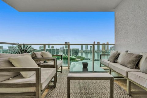 Condo in Aventura, Florida, 3 bedrooms  № 1272384 - photo 18