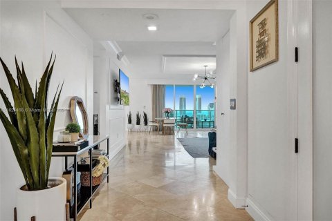 Copropriété à vendre à Aventura, Floride: 3 chambres, 306.39 m2 № 1272384 - photo 20