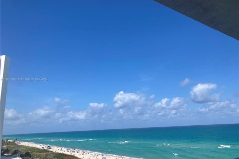 Copropriété à vendre à Miami Beach, Floride: 1 chambre, 62.8 m2 № 1332897 - photo 24