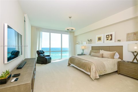 Condo in Sunny Isles Beach, Florida, 4 bedrooms  № 1332940 - photo 27