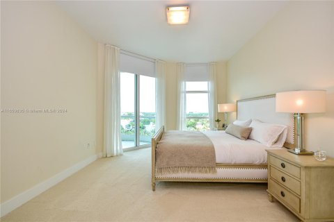 Condo in Sunny Isles Beach, Florida, 4 bedrooms  № 1332940 - photo 21