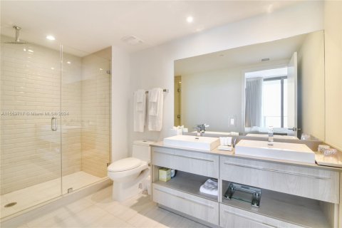 Condo in Hollywood, Florida, 1 bedroom  № 1081310 - photo 10