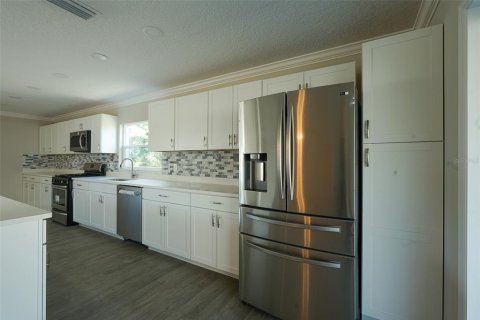 Casa en venta en Merrit Island, Florida, 3 dormitorios, 142.7 m2 № 962807 - foto 5