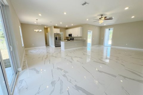 Casa en venta en Lehigh Acres, Florida, 4 dormitorios, 172.89 m2 № 1169477 - foto 11