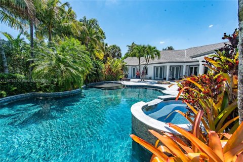 Villa ou maison à vendre à Southwest Ranches, Floride: 4 chambres, 554.16 m2 № 1120386 - photo 4
