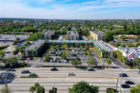 Commercial property in Lauderhill, Florida № 878217 - photo 18