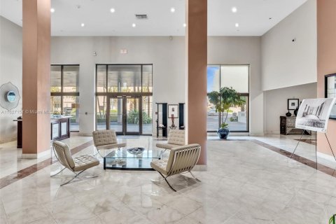 Copropriété à vendre à Miami Beach, Floride: 2 chambres, 122.91 m2 № 1281394 - photo 30