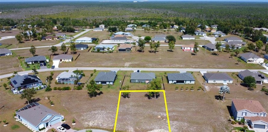 Land in Punta Gorda, Florida № 1369356